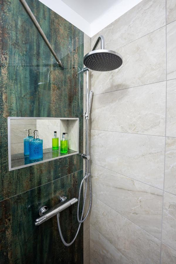 Metropole Apartments Studio City บูคาเรสต์ ภายนอก รูปภาพ