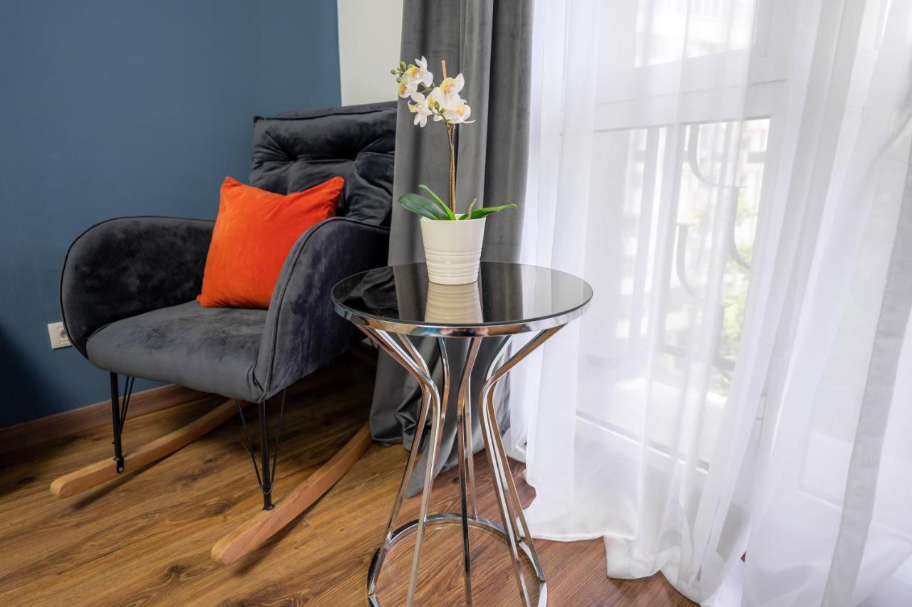Metropole Apartments Studio City บูคาเรสต์ ภายนอก รูปภาพ